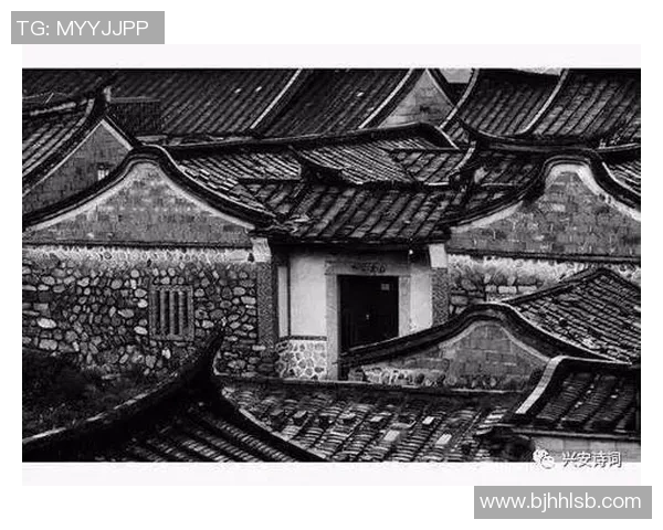 中国足球明星素描艺术作品展现球场英姿与激情 中国足球明星素描艺术作品展现球场英姿与激情